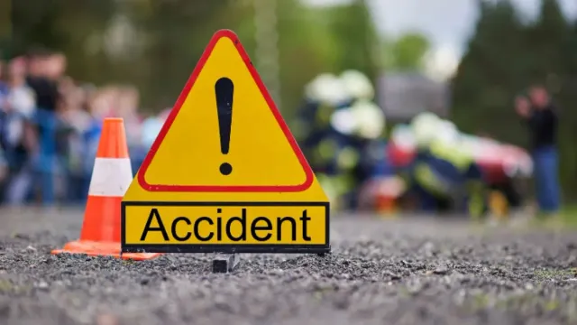 bihar-accident-over-6-vehicles-collide-on-darbhanga-muzaffarpur-highway-amidst-dense-fog-several-injured