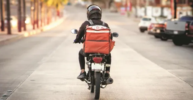 centre-directs-swiggy-blinkit-zepto-and-others-to-stop-10minute-deliveries-amid-gig-workers-safety-concerns