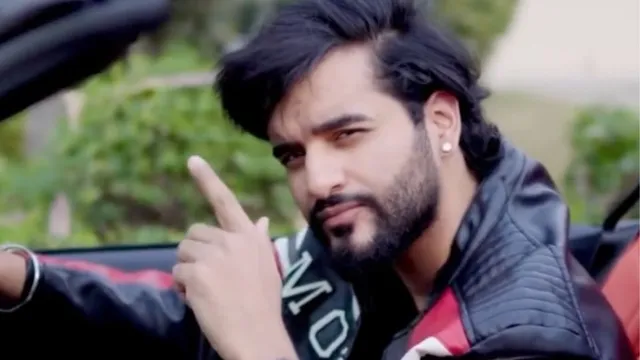 abhishek-malhan-aka-fukra-insaan-reacts-to-viral-chat-screenshots-calls-them-fake
