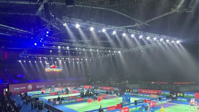 india-open-2026-hs-prannoy-india-open-bird-droppings-disrupt-match-monkey-delhi