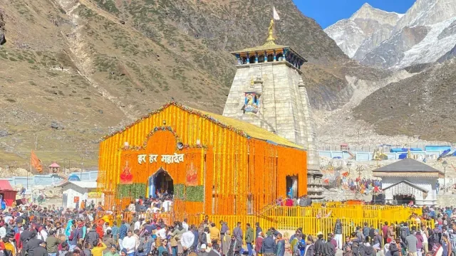 uttarakhand-bans-mobile-phones-cameras-in-char-dham-temples-no-photos-or-videos-allowed