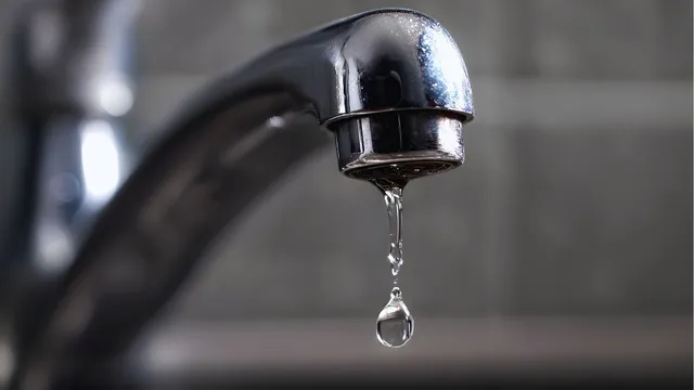 why-leaking-taps-are-believed-to-drain-your-bank-account-know-vastu-insights