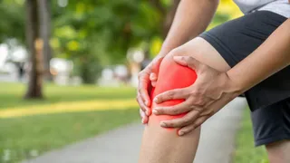 Why Winter Makes Your Knees And Back Hurt More; Doctor Explains The Hidden Science