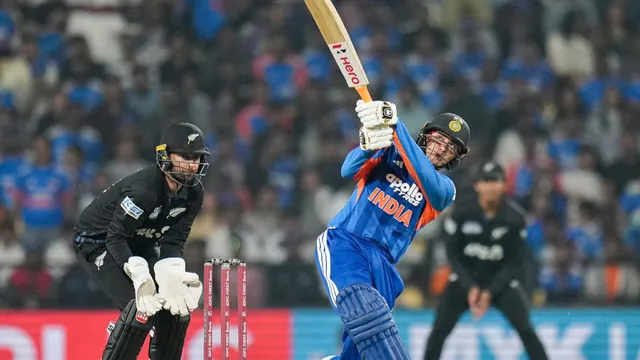 ind-vs-nz-3rd-t20i-rampant-abhishek-sharma-suryakumar-obliterate-new-zealand-as-india-take-unassailable-lead-30