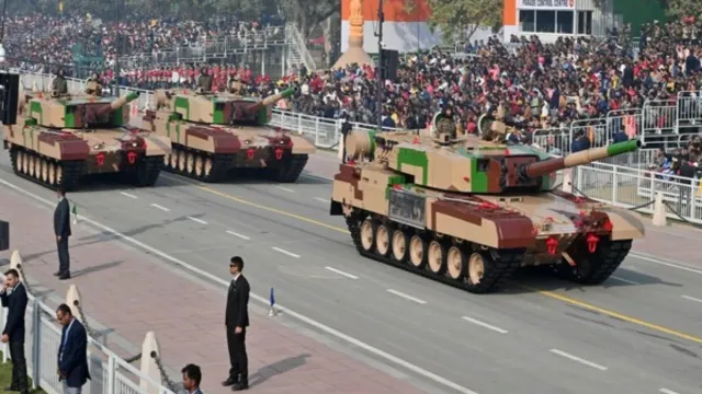 republic-day-2026-why-is-the-parade-held-exclusively-on-kartavya-path-know-history