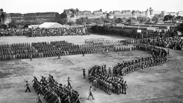 republic-day-2026-how-india-celebrated-its-first-republic-day-in-1950-details-of-grand-parade-at-dhyanchand-stadium