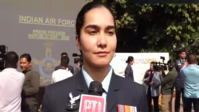 who-is-akshita-dhankar-iaf-officer-who-joined-president-murmu-for-tricolour-urfurling-at-kartavya-path