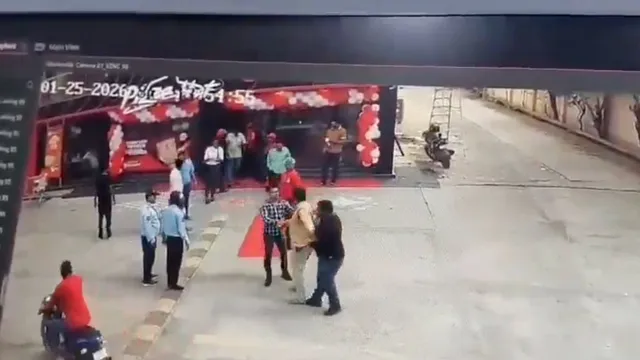 hyderabad-zomato-delivery-partner-allegedly-assaulted-by-pizza-hut-staff-over-rating-dispute