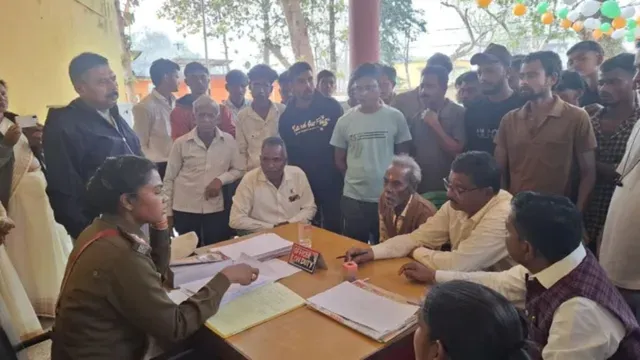 jharkhand-youth-arrested-for-allegedly-vandalising-temple-in-chaibasa-villagers-hold-protest-at-police-station
