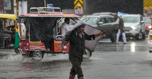delhi-weather-yellow-alert-as-rain-thunderstorms-return-aqi-slips-back-to-poor-and-very-poor-category-imd-forecast