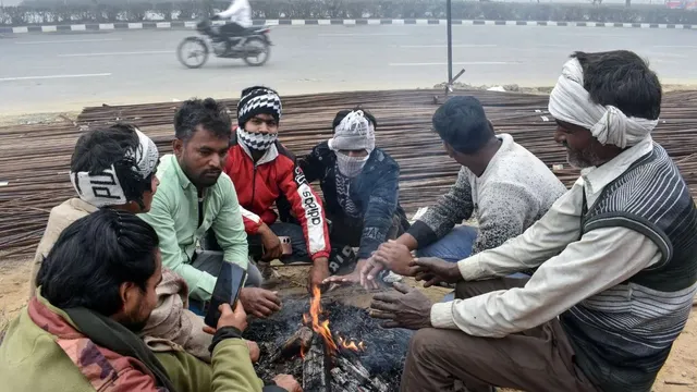 weather-today-cold-wave-dense-fog-to-continue-in-north-india-western-disturbance-to-bring-rain-to-delhi-snowfall-to-himachal