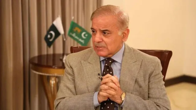 shehbaz-sharif-admits-humiliation-on-asking-loan-for-pakistan-with-asim-munir