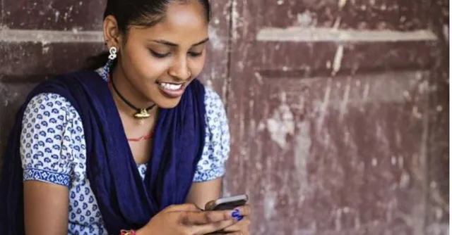 free-smartphone-scheme-smartphone-for-students-bridging-the-education-gap