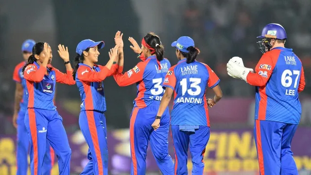 gujarat-giants-wpl-vs-delhi-capitals-cricket-match-scorecard-eliminator-delhi-capitals-defeat-gujarat-giants-by-seven-wickets-to-qualify-for-final