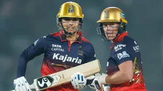 rcbw-vs-dcw-final-live-cricket-score-catch-wpl-final-2026-royal-challengers-bengaluru-vs-delhi-capitals-match-full-scorecard-pitch-report-lb