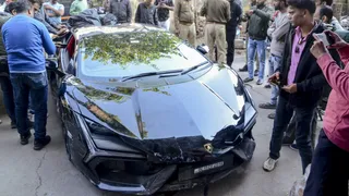 Kanpur Tobacco Tycoon's Son Rams Lamborghini Into Vehicles, Pedestrians; Mob Catches Him, Smashes Rs 10 Crore Car