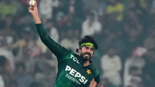 india-vs-pakistan-t20-world-cup-r-ashwins-twisted-advice-for-india-to-counter-usman-tariq-in-showpiece-clash-move-away-when-he-pauses