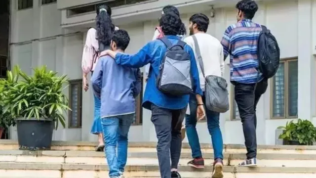 indian-student-studying-abroad-down-to-626-lakh-how-stricter-visa-rules-and-bank-loans-fueled-31-drop