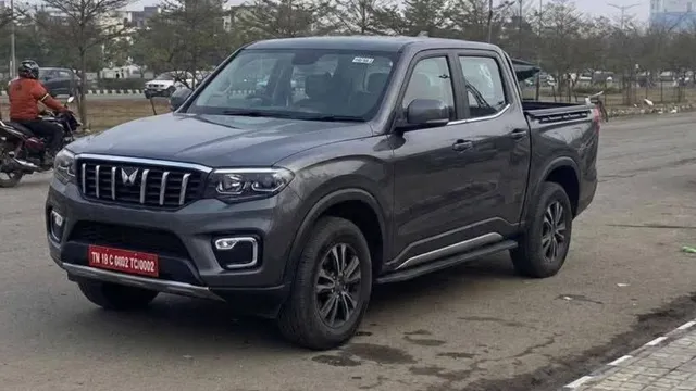 mahindra-scorpio-n-pick-up-spotted-undisguised-check-design-features-and-engine-specs