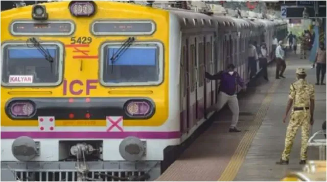 mumbai-local-trains-mega-block-februrary-15-main-harbour-line-check-revised-timings-here