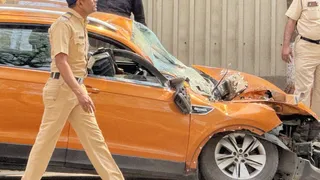 Mumbai: Portion Of Under-Construction Metro Pillar Collapses On Vehicles In Mulund; 1 Dead, 4 Injured