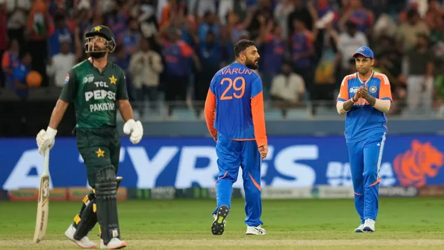 india-vs-pakistan-t20-world-cup-updates-dinesh-karthik-predicts-gruelling-encounter-as-ind-face-biggest-challenge-against-pak