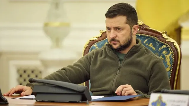 ukraine-war-zelenskyy-seeks-20-year-us-security-guarantee-to-sign-peace-deal