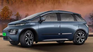 MG Windsor Is India's Best-Selling Electric Car In 2025; Leaves Tata Punch EV Behind