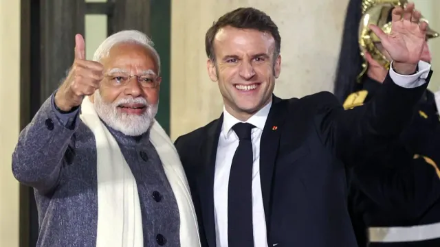 pm-modi-meets-french-president-macron-in-mumbai-likely-to-discuss-potential-rafale-contract