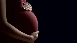 UP Woman Unable To Bear Labour Pain, Slits Own Abdomen With Kitchen Knife; Delivers Healthy Baby Girl Later