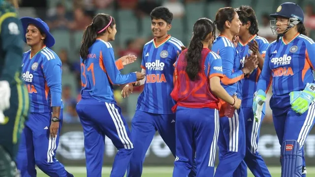 aus-w-vs-ind-w-3rd-t20i-match-smriti-mandhana-fifty-shreyanka-patil-wickets-india-women-beat-australia-women-adelaide-oval