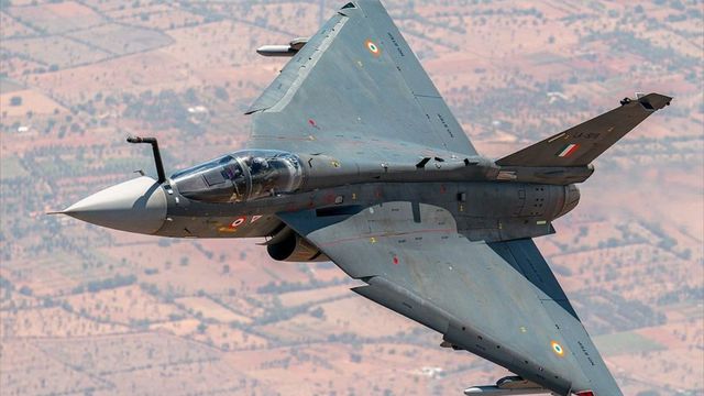 tejas-fighter-jet-crash-third-aircraft-suffers-major-damage-in-2-years-iaf-grounds-fleet