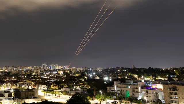 israel-iran-conflict-tehran-explosions-middle-east-tensions-ayatollah-khamenei-benjamin-netanyahu-latest-updates