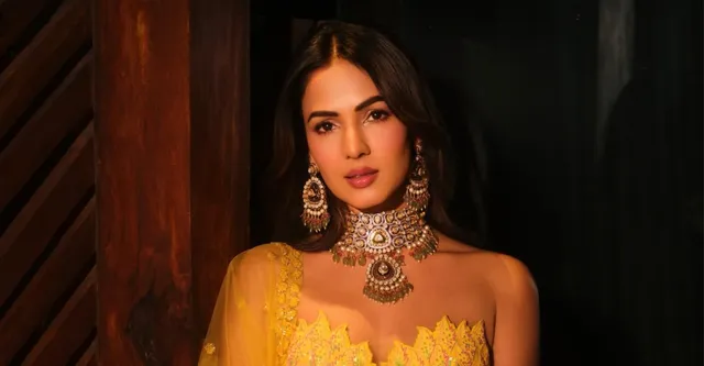 sonal-chauhan-seeks-pm-modis-assistance-after-getting-stuck-in-dubai-as-flights-cancelled-amid-us-israel-iran-conflict-see-post