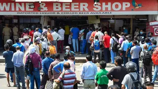 Delhi Dry Day List 2026: Will Liquor Shops In Capital Open On Holi? Know Here