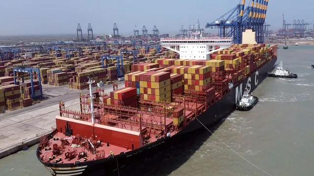 iranisrael-war-big-threat-to-indias-trade-rice-exports-face-uncertainty-as-24-lakh-tonnes-stranded-at-ports