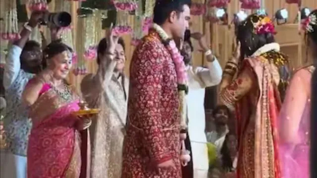 arjun-saaniyas-wedding-video-surfaces-sachin-tendulkar-showers-flowers-watch
