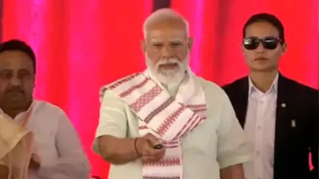 delhi-metro-expansion-pm-modi-inaugurates-indias-first-ring-metro-check-route-and-stations