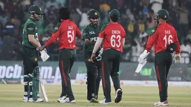 pak-vs-ban-1st-odi-bangladesh-choose-to-bowl-first-against-pakistan-playing-xis-announced