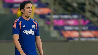 he-doesnt-even-look-at-me-ex-selector-claims-gautam-gambhir-still-angr-for-being-dropped-from-india-squad