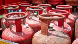 'No Dry Out At Any Dealership, No Need For Panic Booking': Oil Ministry As LPG Bookings Surge To 75.7 Lakh