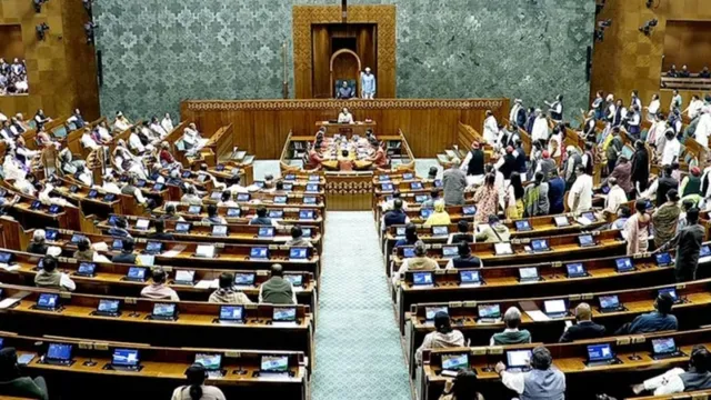 lok-sabha-revokes-suspension-of-8-opposition-mps-after-consensus-on-decorum