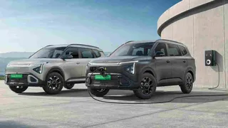 kia-carens-clavis-ev-gtline-xline-trims-launched-in-india-check-pricing-features-and-specs