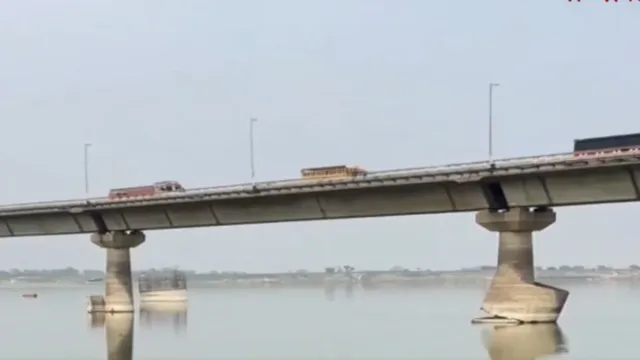 is-bihars-vikramshila-bridge-nearing-crisis-structural-concerns-mount-as-pillar-protection-walls-crumble-in-bhagalpur