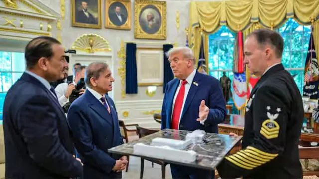will-iran-us-peace-talks-be-held-in-pakistan-white-house-karoline-leavitt-responds
