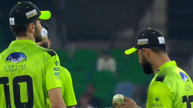 psl-shrouded-in-controversy-as-shaheen-afridi-haris-rauf-fakhar-zaman-involved-in-explosive-balltampering-scandal-caught-on-camera