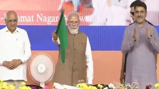 pm-modi-inaugurates-ahmedabad-dholera-expressway-in-big-boost-to-gujarat-infrastructure
