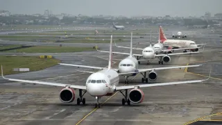 60-per-cent-free-airline-seats-mandate-put-on-hold-by-centre-weeks-before-rollout-breaking-news