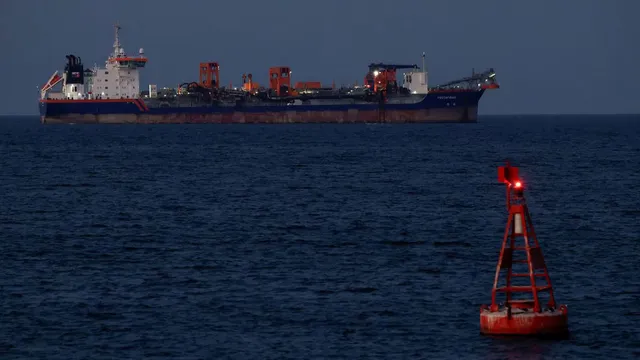 lpg-oil-crisis-seventh-india-bound-lpg-tanker-to-arrive-mumbai-port-via-strait-of-hormuz-17-more-await-passage