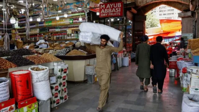pakistan-under-lockdown-markets-to-shut-at-8-pm-from-today-amid-fuel-crisis-check-curbs-for-marriage-functions-hotels